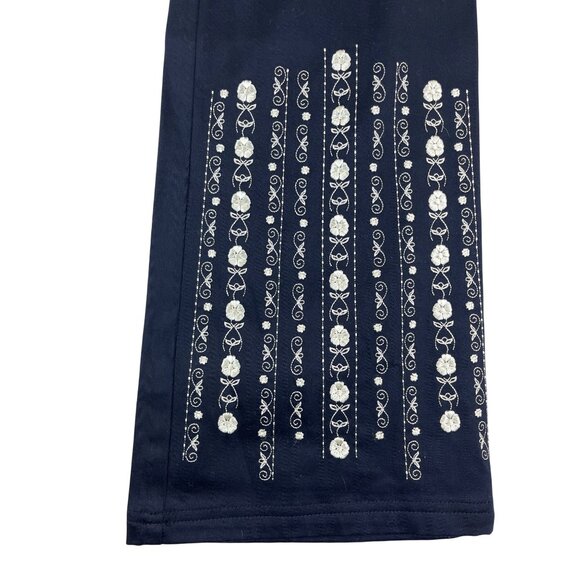Inc Women’s Stretch Petite Black Flared Pants W/ Floral Embroidery Size 6P - New - Picture 5 of 8